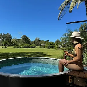 Weyba Noosa Bed & Breakfast